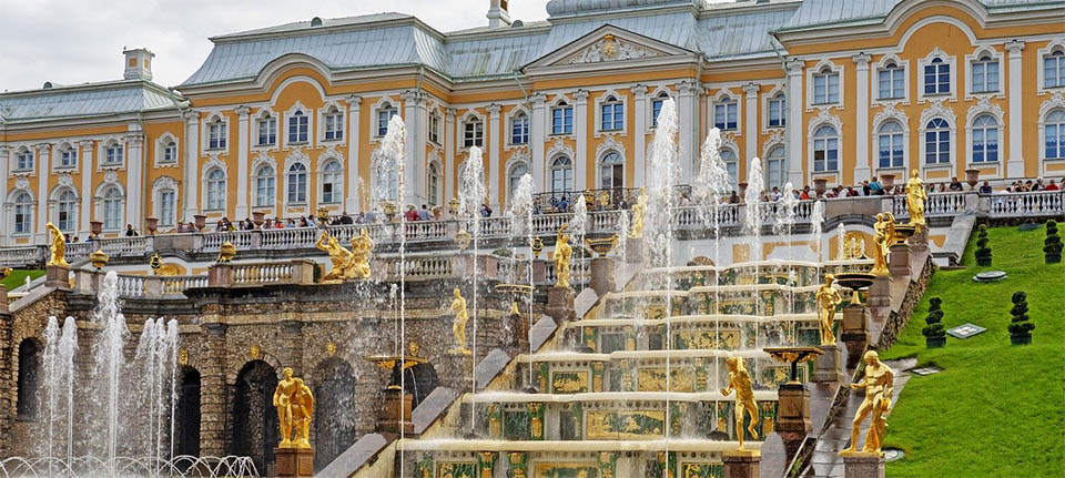 St. Petersburg gezilecek yerler 